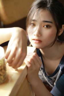 王晶个人资料